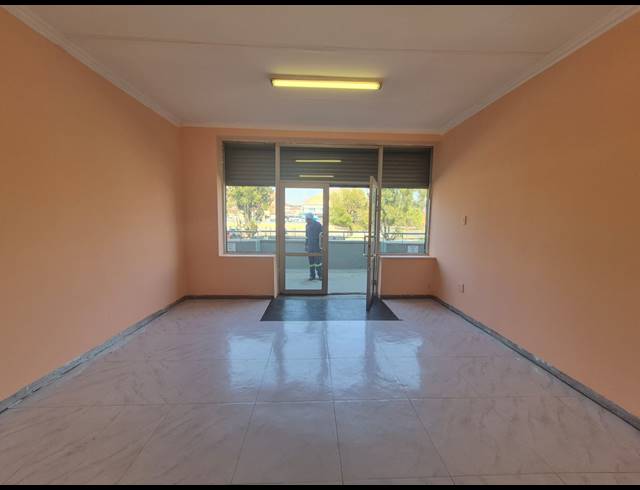 60M² RETAIL TO LET IN KRUGERSDORP CENTRAL